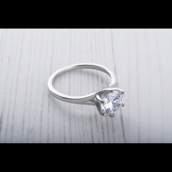 1.5 ct Man Made Diamond Simulant Solitaire Titanium - engagement ring US 5.25 - Picture 5 of 16